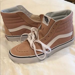 Vans Hightop. Color: Frappe/True White